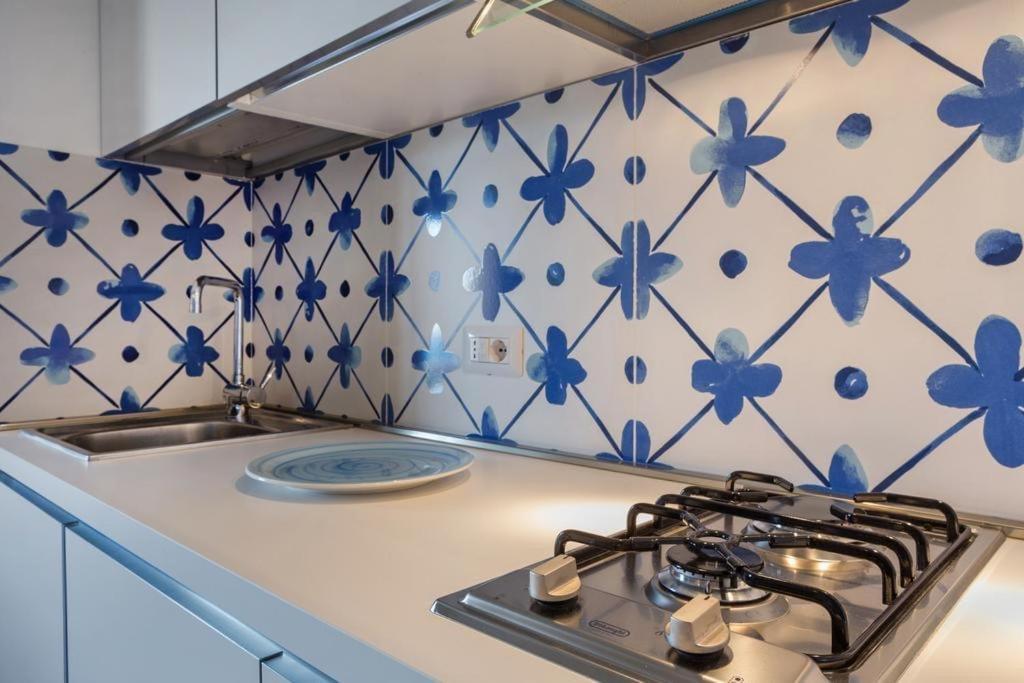 Casablu, Un Delizioso Bilocale Sulla Baia Di Naxos Apartment Giardini Naxos Exterior photo